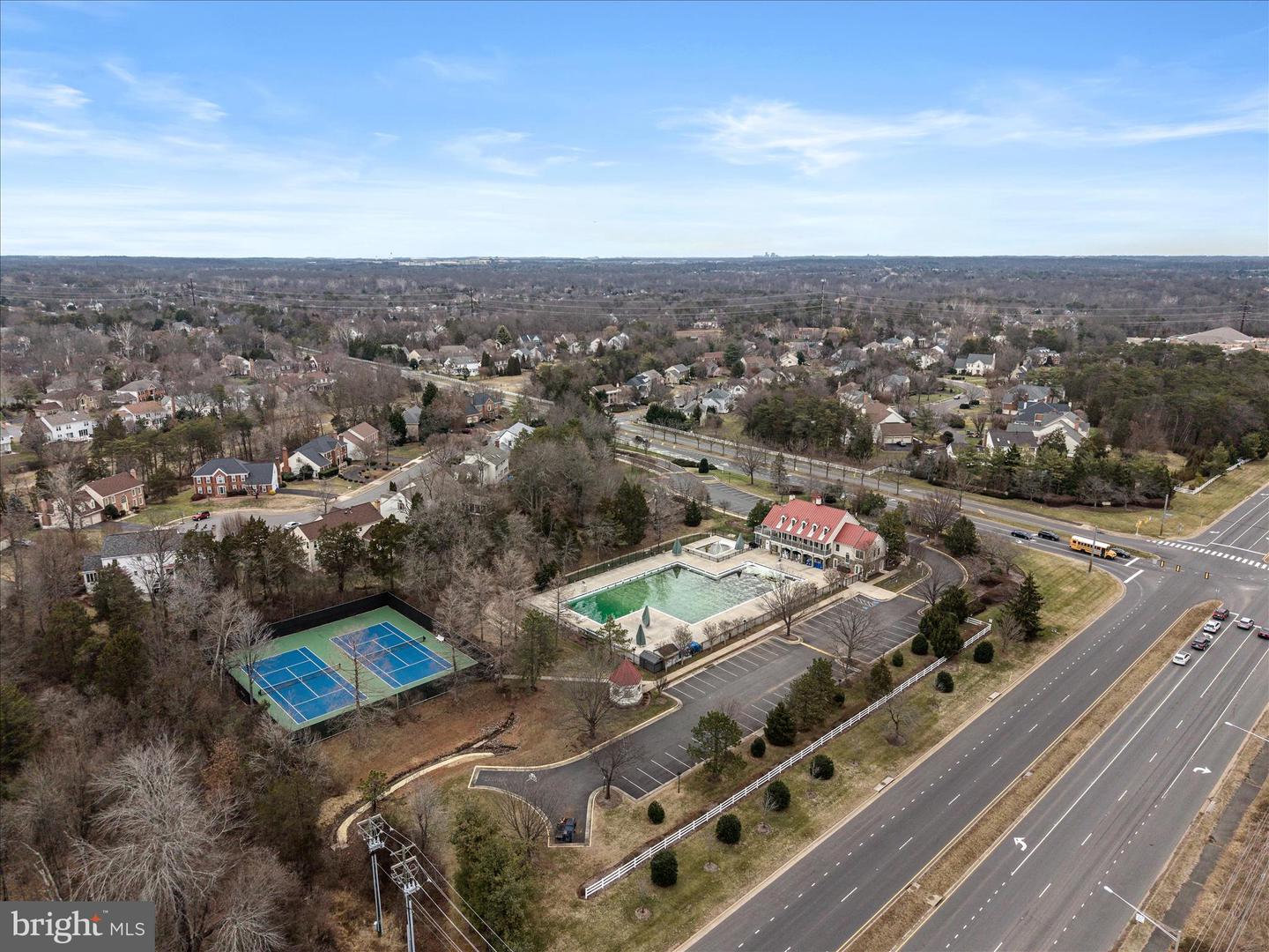 15466 MEHERRIN DR, CENTREVILLE, Virginia 20120, 4 Bedrooms Bedrooms, ,2 BathroomsBathrooms,Residential,For sale,15466 MEHERRIN DR,VAFX2283634 MLS # VAFX2283634