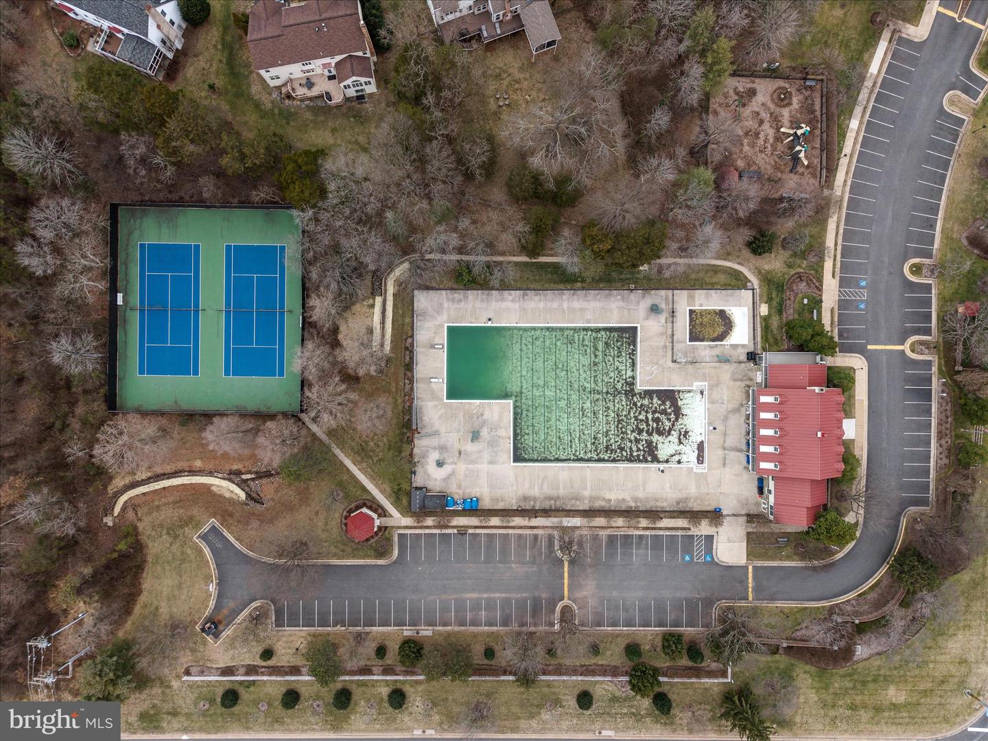 15466 MEHERRIN DR, CENTREVILLE, Virginia 20120, 4 Bedrooms Bedrooms, ,2 BathroomsBathrooms,Residential,For sale,15466 MEHERRIN DR,VAFX2283634 MLS # VAFX2283634