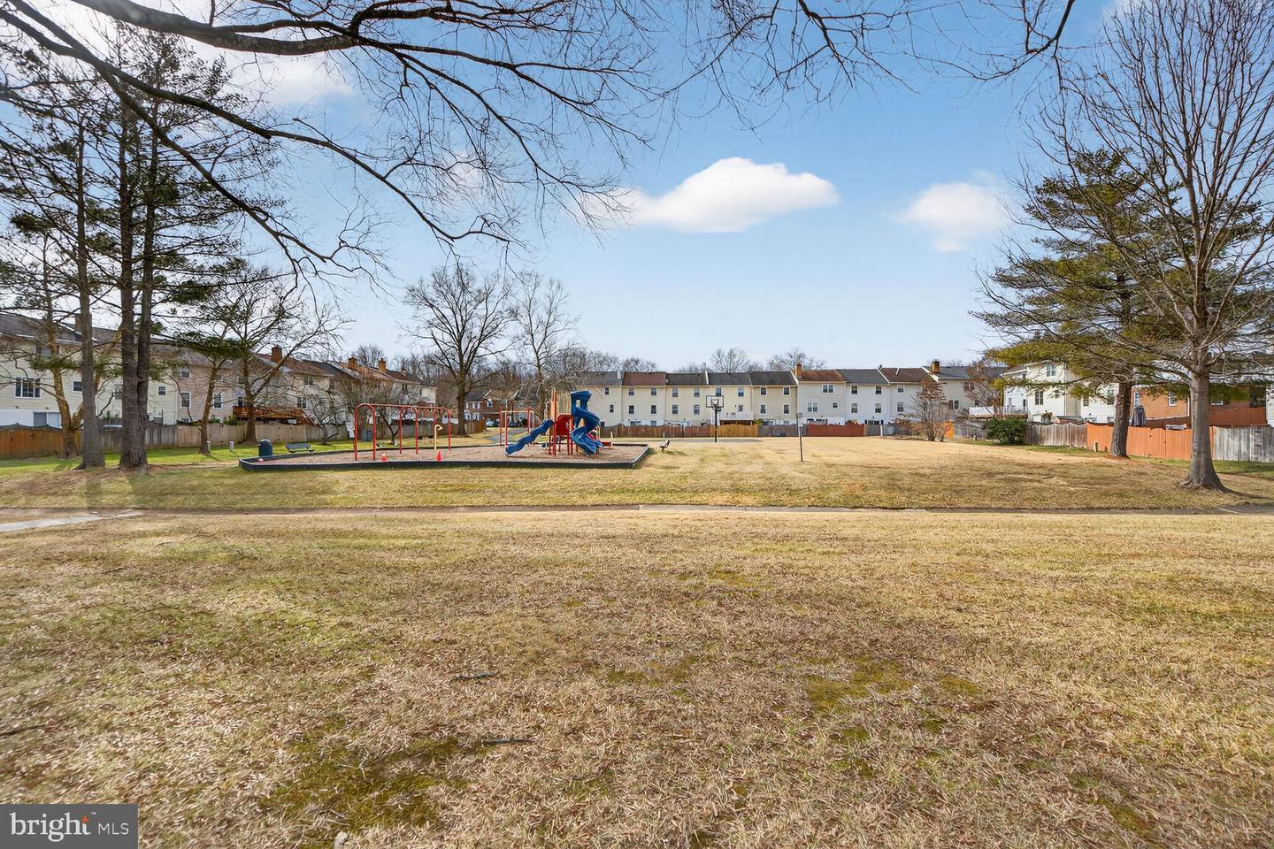 6015 TICONDEROGA CT, BURKE, Virginia 22015, 4 Bedrooms Bedrooms, ,3 BathroomsBathrooms,Residential,For sale,6015 TICONDEROGA CT,VAFX2283924 MLS # VAFX2283924