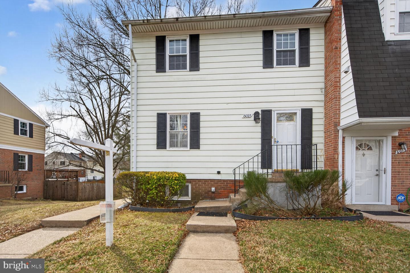 6015 TICONDEROGA CT, BURKE, Virginia 22015, 4 Bedrooms Bedrooms, ,3 BathroomsBathrooms,Residential,For sale,6015 TICONDEROGA CT,VAFX2283924 MLS # VAFX2283924