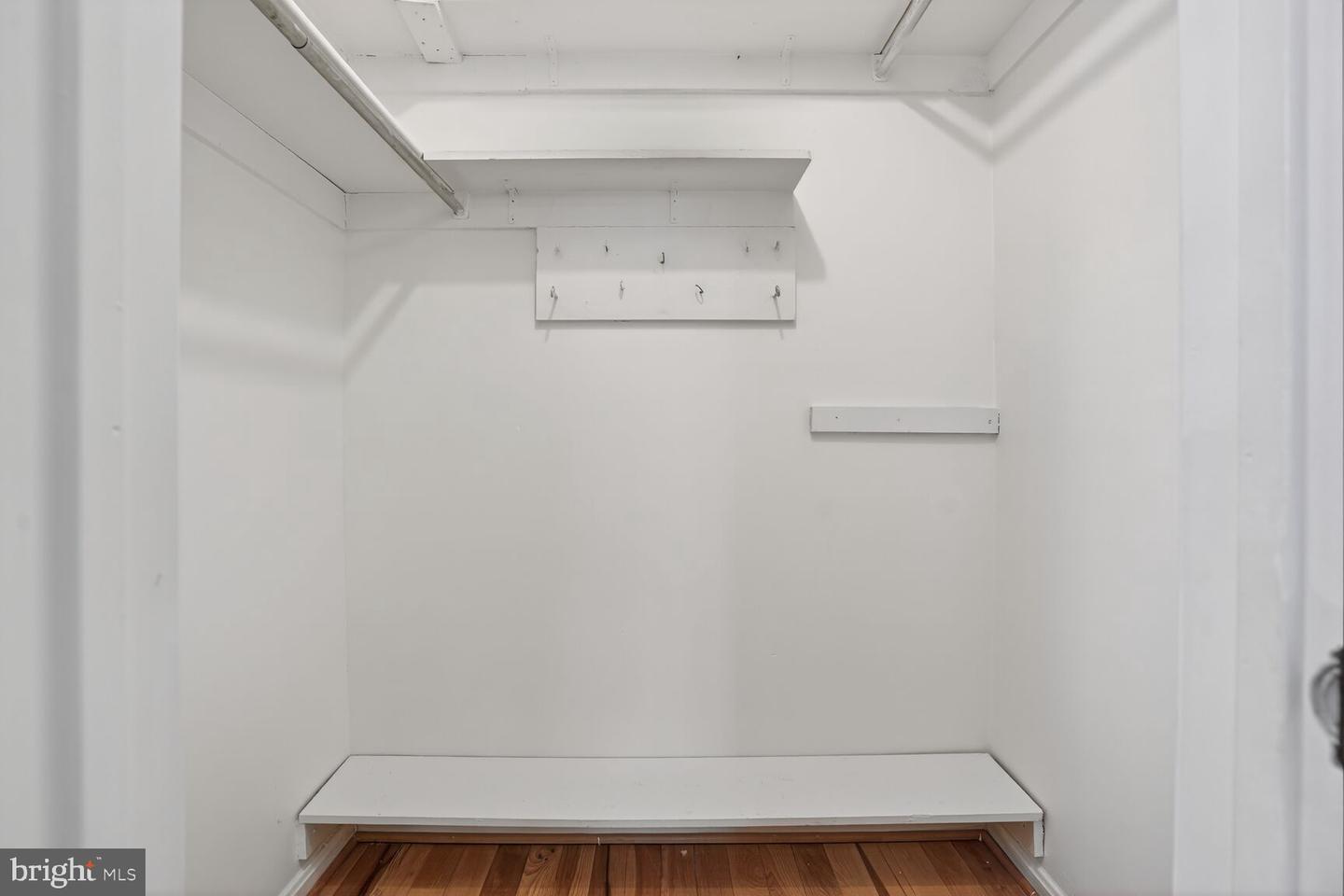 6015 TICONDEROGA CT, BURKE, Virginia 22015, 4 Bedrooms Bedrooms, ,3 BathroomsBathrooms,Residential,For sale,6015 TICONDEROGA CT,VAFX2283924 MLS # VAFX2283924