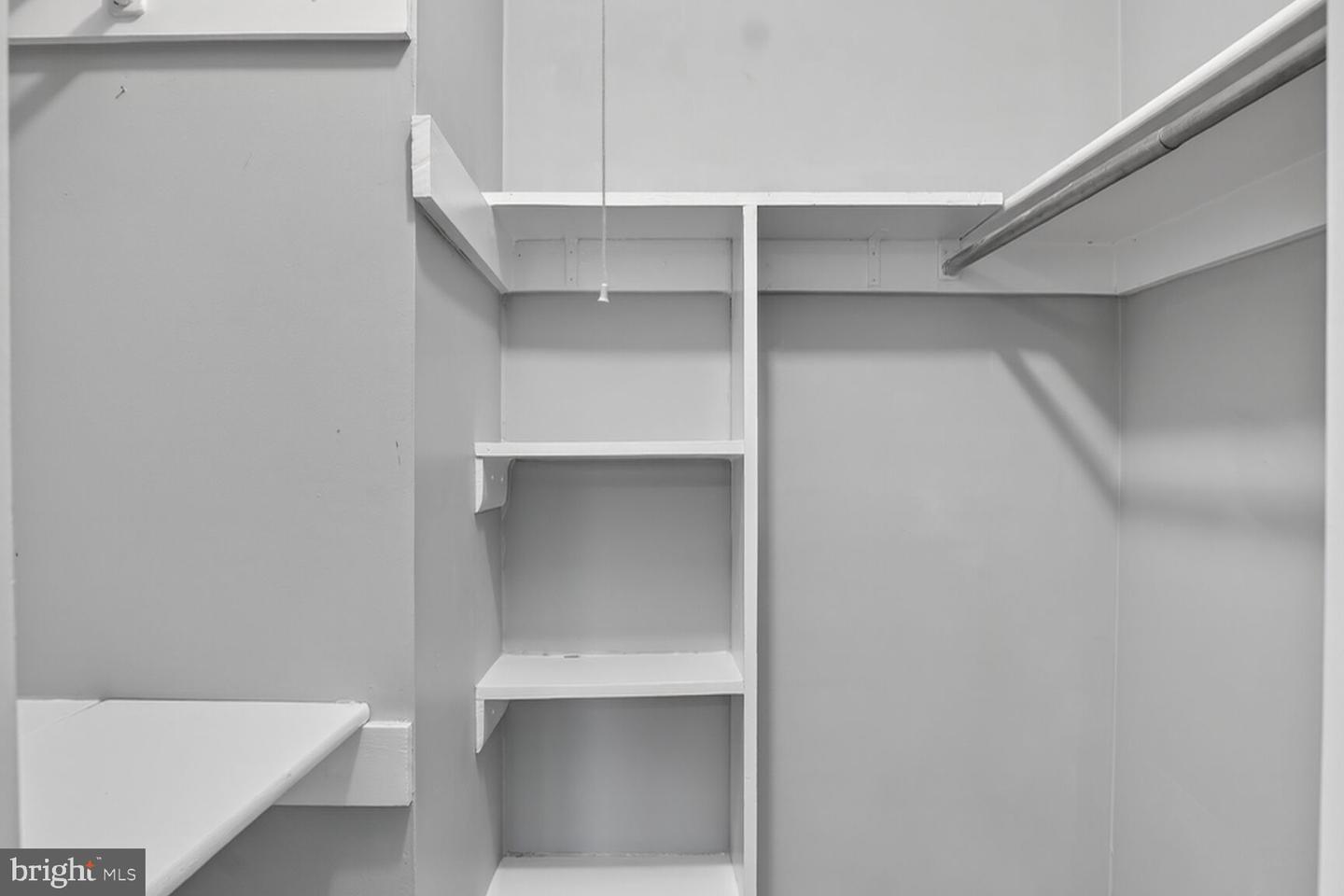 6015 TICONDEROGA CT, BURKE, Virginia 22015, 4 Bedrooms Bedrooms, ,3 BathroomsBathrooms,Residential,For sale,6015 TICONDEROGA CT,VAFX2283924 MLS # VAFX2283924