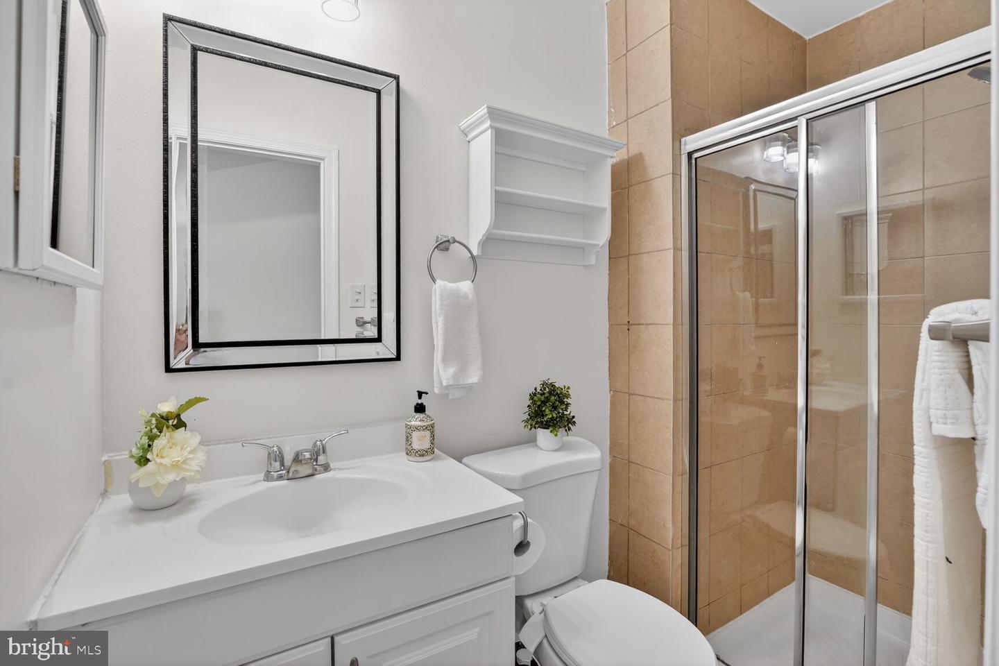 6015 TICONDEROGA CT, BURKE, Virginia 22015, 4 Bedrooms Bedrooms, ,3 BathroomsBathrooms,Residential,For sale,6015 TICONDEROGA CT,VAFX2283924 MLS # VAFX2283924