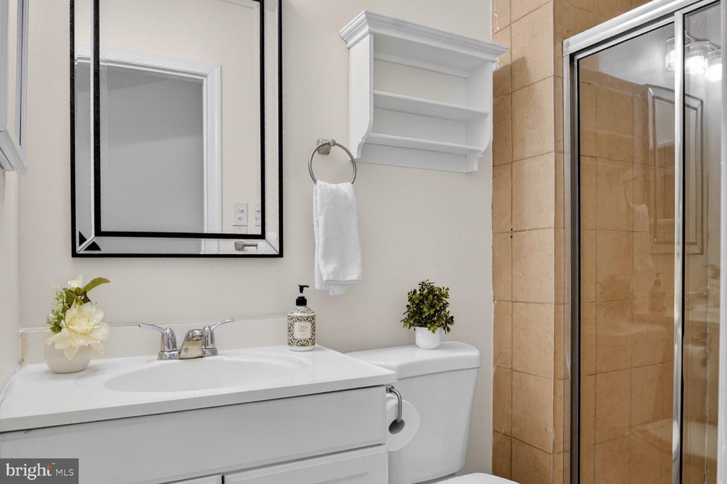 6015 TICONDEROGA CT, BURKE, Virginia 22015, 4 Bedrooms Bedrooms, ,3 BathroomsBathrooms,Residential,For sale,6015 TICONDEROGA CT,VAFX2283924 MLS # VAFX2283924