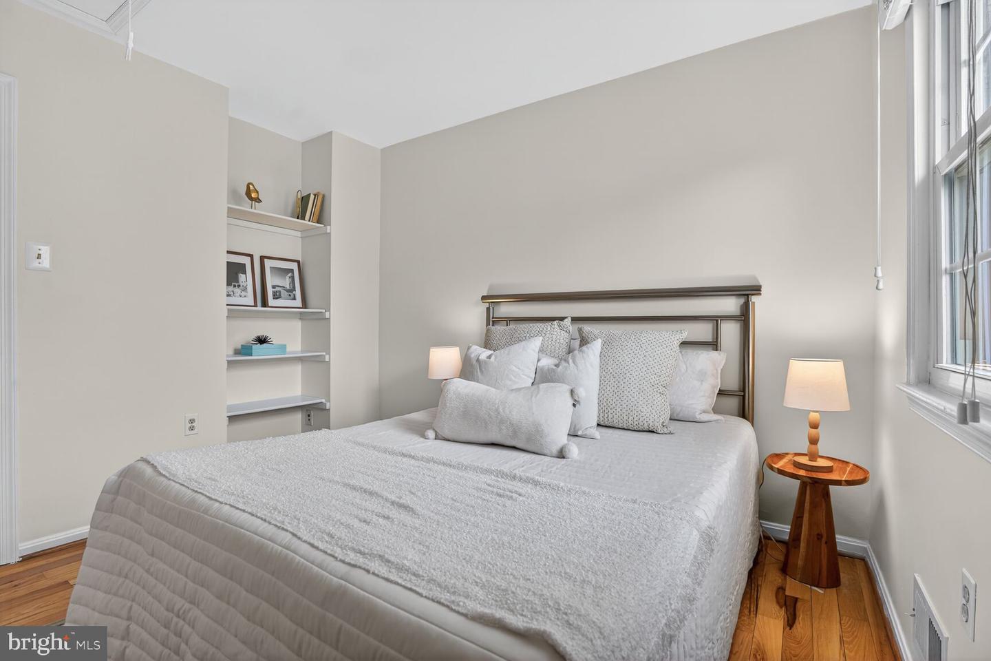 6015 TICONDEROGA CT, BURKE, Virginia 22015, 4 Bedrooms Bedrooms, ,3 BathroomsBathrooms,Residential,For sale,6015 TICONDEROGA CT,VAFX2283924 MLS # VAFX2283924