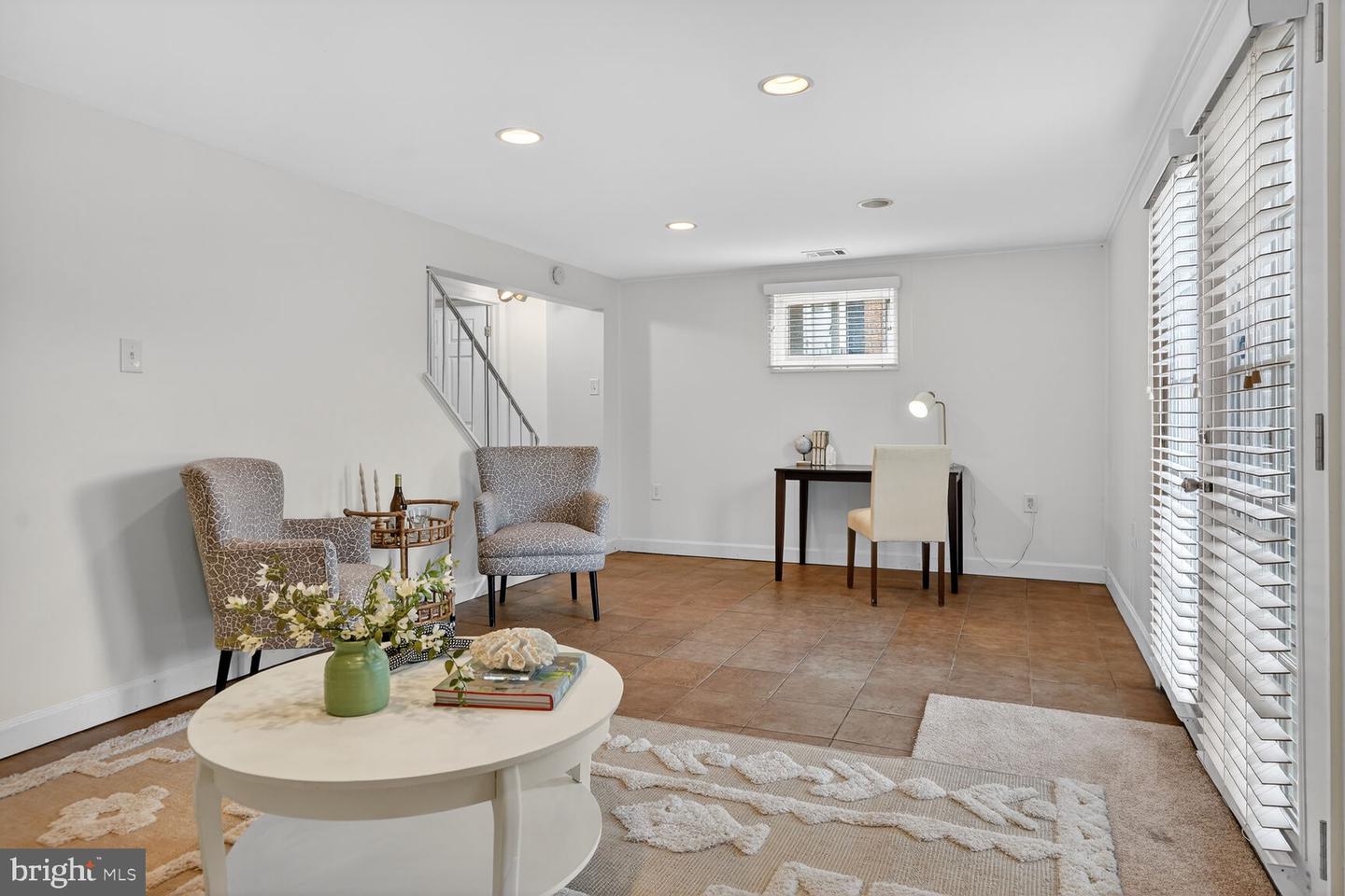 6015 TICONDEROGA CT, BURKE, Virginia 22015, 4 Bedrooms Bedrooms, ,3 BathroomsBathrooms,Residential,For sale,6015 TICONDEROGA CT,VAFX2283924 MLS # VAFX2283924