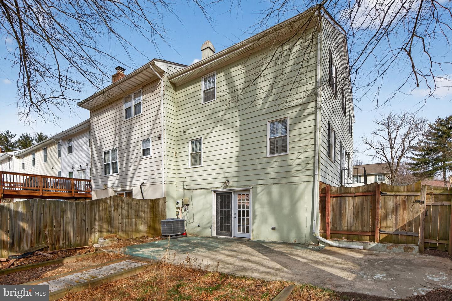 6015 TICONDEROGA CT, BURKE, Virginia 22015, 4 Bedrooms Bedrooms, ,3 BathroomsBathrooms,Residential,For sale,6015 TICONDEROGA CT,VAFX2283924 MLS # VAFX2283924