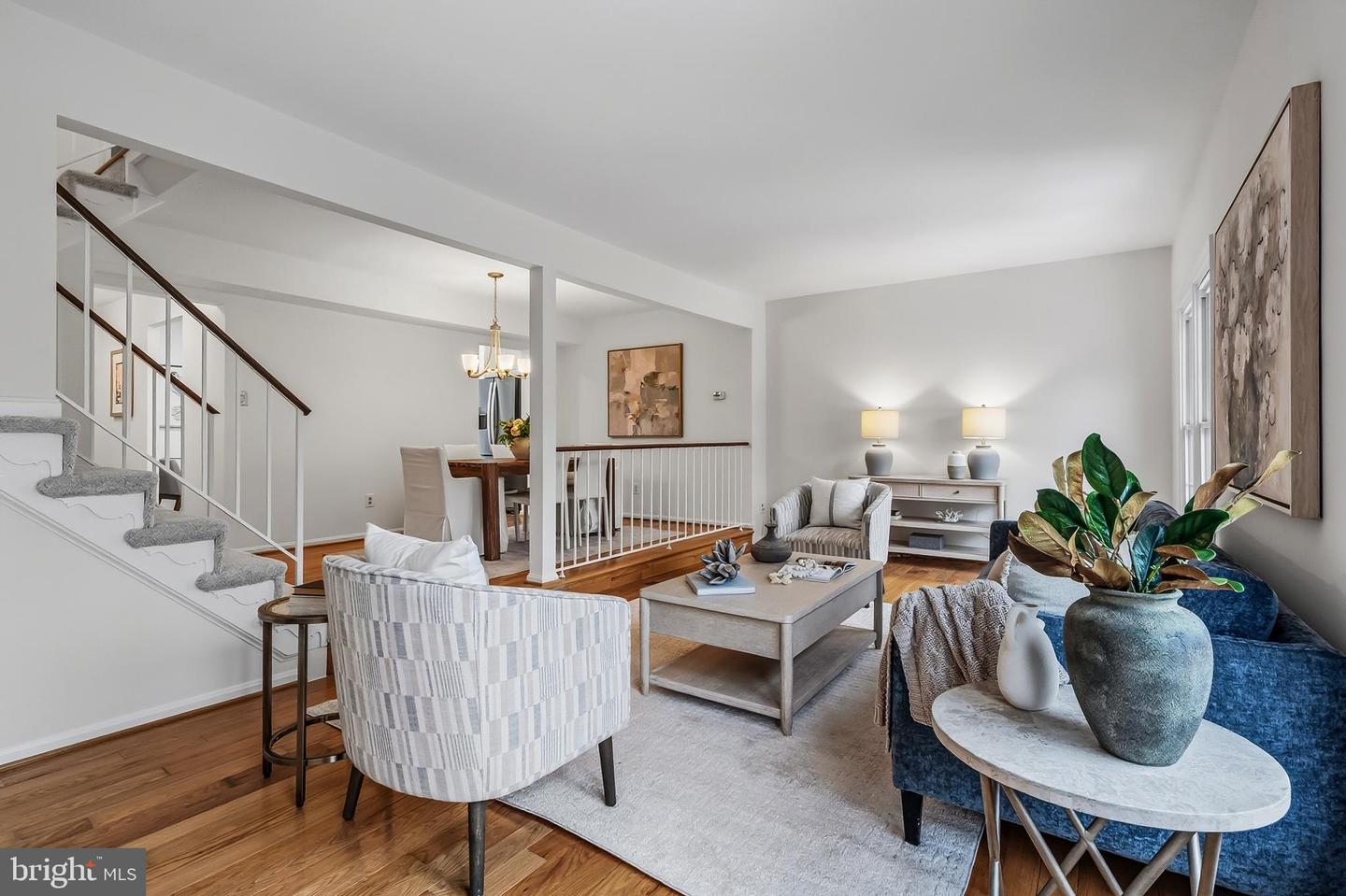 9637 SCOTCH HAVEN DR, VIENNA, Virginia 22181, 3 Bedrooms Bedrooms, 11 Rooms Rooms,3 BathroomsBathrooms,Residential,For sale,9637 SCOTCH HAVEN DR,VAFX2284016 MLS # VAFX2284016