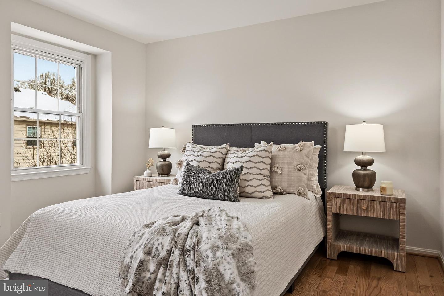 9637 SCOTCH HAVEN DR, VIENNA, Virginia 22181, 3 Bedrooms Bedrooms, 11 Rooms Rooms,3 BathroomsBathrooms,Residential,For sale,9637 SCOTCH HAVEN DR,VAFX2284016 MLS # VAFX2284016