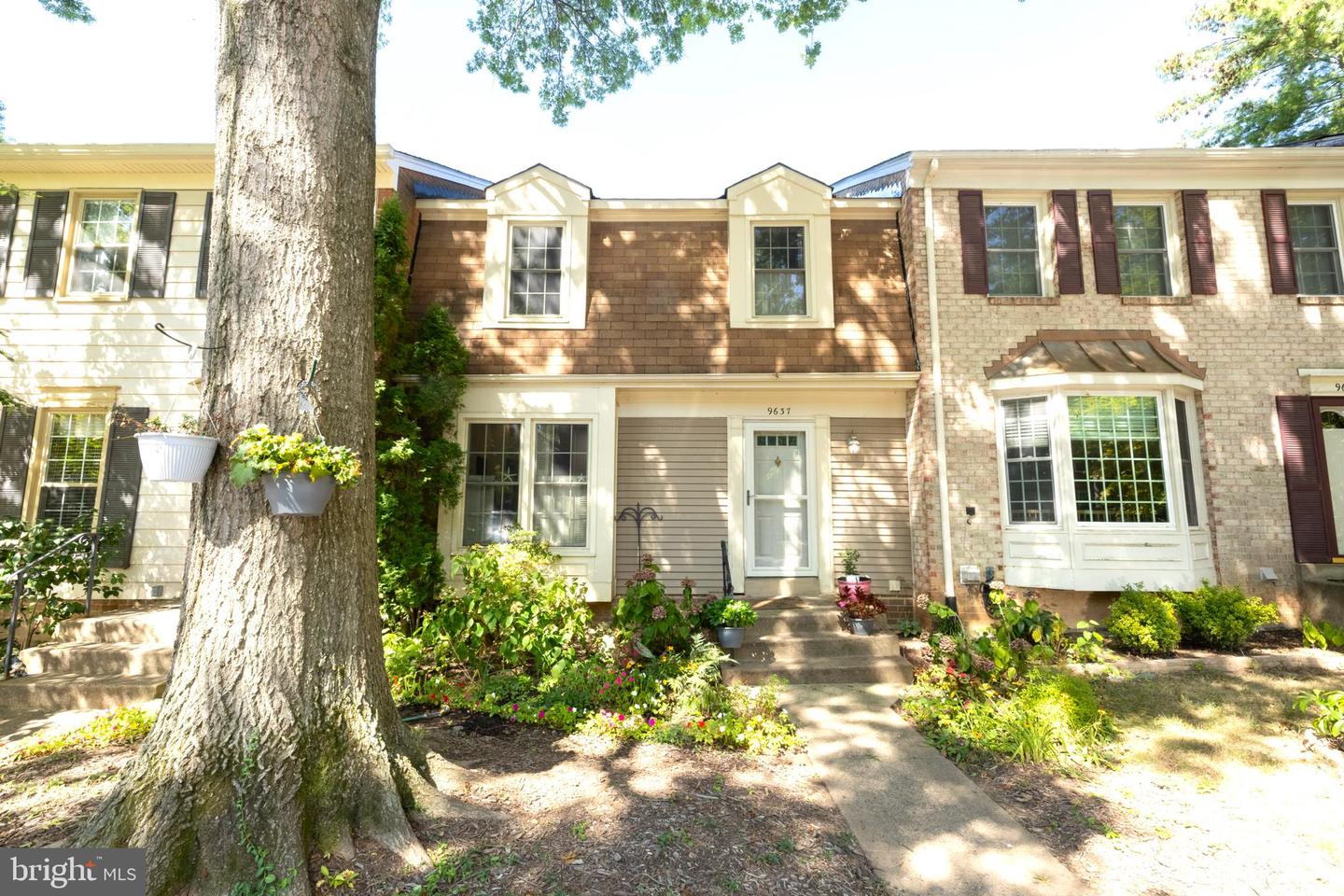 9637 SCOTCH HAVEN DR, VIENNA, Virginia 22181, 3 Bedrooms Bedrooms, 11 Rooms Rooms,3 BathroomsBathrooms,Residential,For sale,9637 SCOTCH HAVEN DR,VAFX2284016 MLS # VAFX2284016