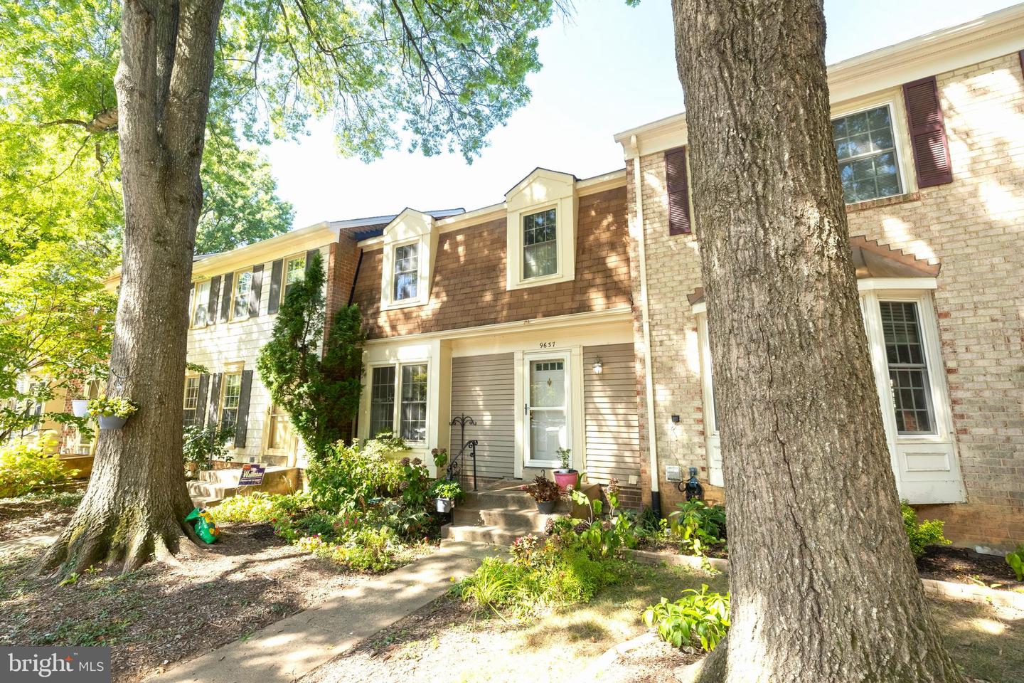 9637 SCOTCH HAVEN DR, VIENNA, Virginia 22181, 3 Bedrooms Bedrooms, 11 Rooms Rooms,3 BathroomsBathrooms,Residential,For sale,9637 SCOTCH HAVEN DR,VAFX2284016 MLS # VAFX2284016