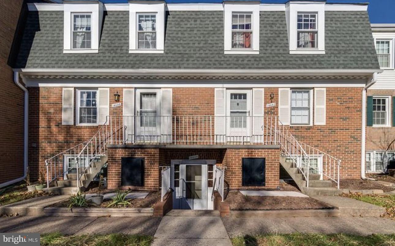 14444 COOL OAK LN, CENTREVILLE, Virginia 20121, 3 Bedrooms Bedrooms, ,2 BathroomsBathrooms,Residential,For sale,14444 COOL OAK LN,VAFX2284146 MLS # VAFX2284146