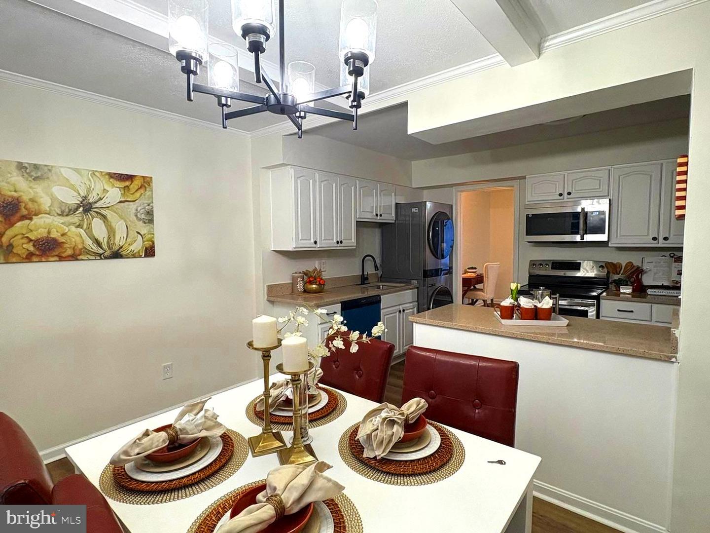 14444 COOL OAK LN, CENTREVILLE, Virginia 20121, 3 Bedrooms Bedrooms, ,2 BathroomsBathrooms,Residential,For sale,14444 COOL OAK LN,VAFX2284146 MLS # VAFX2284146