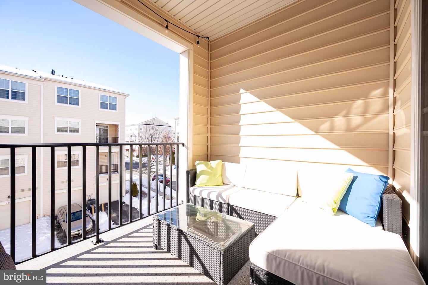 22697 VERDE GATE, BRAMBLETON, Virginia 20148, 3 Bedrooms Bedrooms, ,2 BathroomsBathrooms,Residential,For sale,22697 VERDE GATE,VALO2113368 MLS # VALO2113368