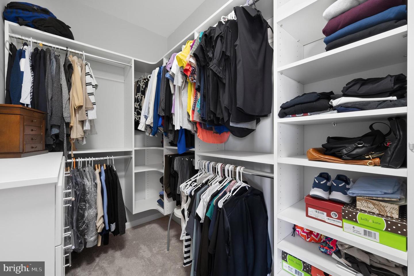 22697 VERDE GATE, BRAMBLETON, Virginia 20148, 3 Bedrooms Bedrooms, ,2 BathroomsBathrooms,Residential,For sale,22697 VERDE GATE,VALO2113368 MLS # VALO2113368