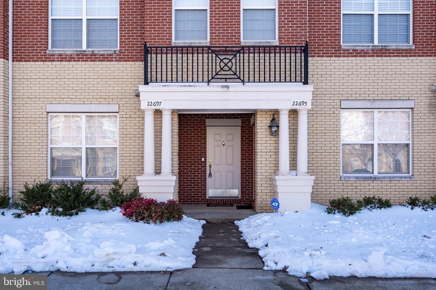 22697 VERDE GATE, BRAMBLETON, Virginia 20148, 3 Bedrooms Bedrooms, ,2 BathroomsBathrooms,Residential,For sale,22697 VERDE GATE,VALO2113368 MLS # VALO2113368