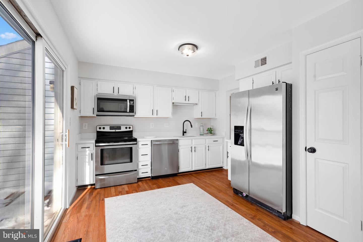 9005 TRIPLE RIDGE RD, FAIRFAX STATION, Virginia 22039, 4 Bedrooms Bedrooms, ,3 BathroomsBathrooms,Residential,For sale,9005 TRIPLE RIDGE RD,VAFX2284202 MLS # VAFX2284202