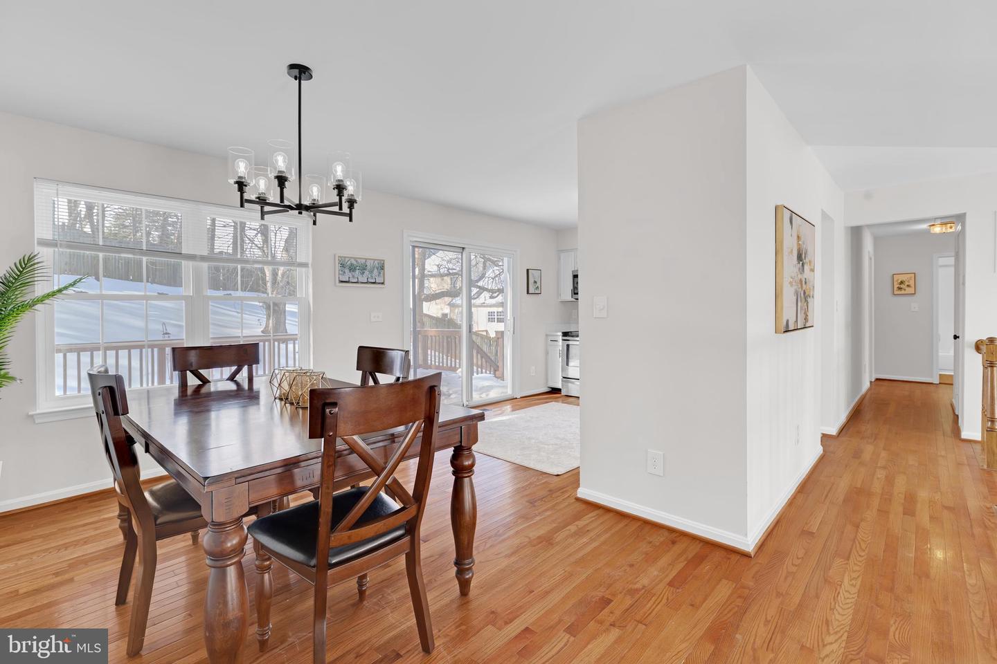 9005 TRIPLE RIDGE RD, FAIRFAX STATION, Virginia 22039, 4 Bedrooms Bedrooms, ,3 BathroomsBathrooms,Residential,For sale,9005 TRIPLE RIDGE RD,VAFX2284202 MLS # VAFX2284202