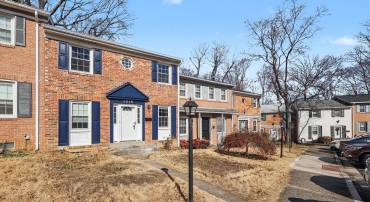 1214 FOX RUN PL, WOODBRIDGE, Virginia 22191, 3 Bedrooms Bedrooms, ,3 BathroomsBathrooms,Residential,For sale,1214 FOX RUN PL,VAPW2109954 MLS # VAPW2109954