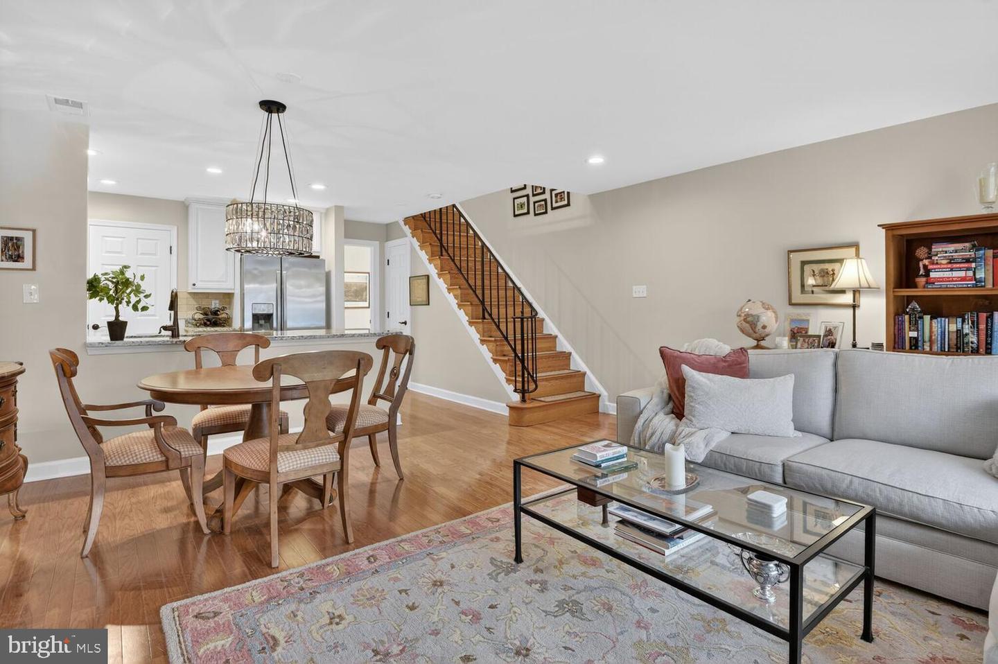 2121D N MONROE ST, ARLINGTON, Virginia 22207, 2 Bedrooms Bedrooms, ,2 BathroomsBathrooms,Residential,For sale,2121D N MONROE ST,VAAR2067352 MLS # VAAR2067352