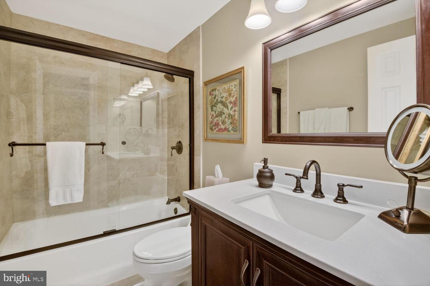 2121D N MONROE ST, ARLINGTON, Virginia 22207, 2 Bedrooms Bedrooms, ,2 BathroomsBathrooms,Residential,For sale,2121D N MONROE ST,VAAR2067352 MLS # VAAR2067352