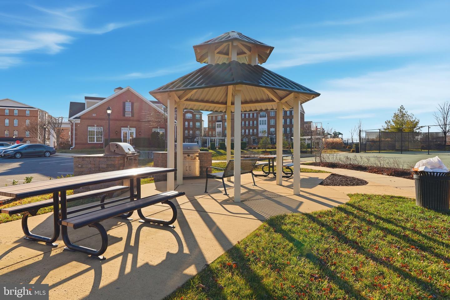 43053 THOROUGHFARE GAP TER, ASHBURN, Virginia 20148, 3 Bedrooms Bedrooms, ,2 BathroomsBathrooms,Residential,For sale,43053 THOROUGHFARE GAP TER,VALO2113324 MLS # VALO2113324