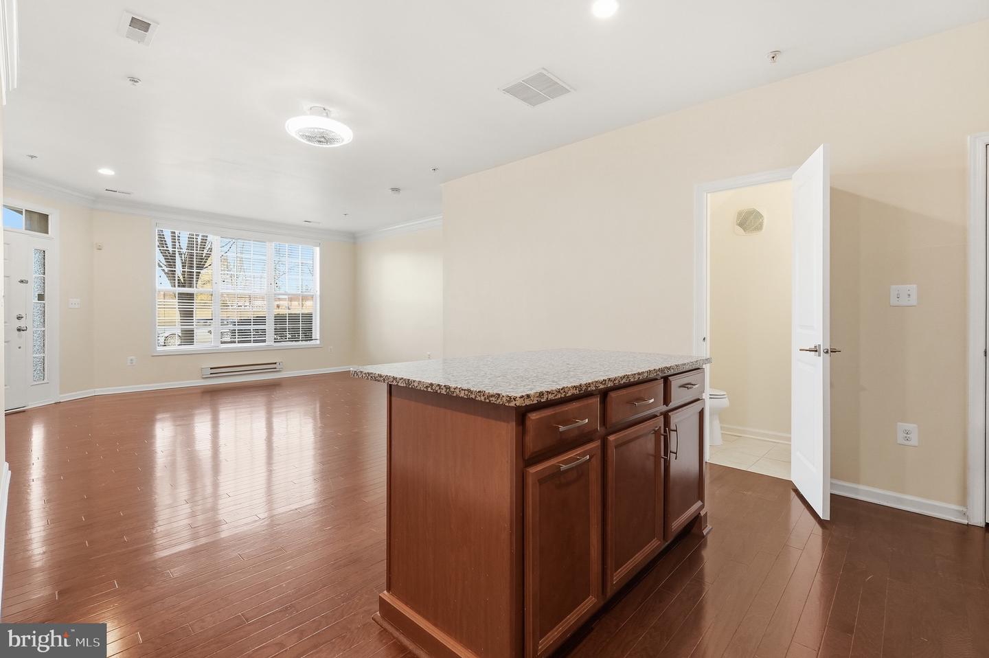 43053 THOROUGHFARE GAP TER, ASHBURN, Virginia 20148, 3 Bedrooms Bedrooms, ,2 BathroomsBathrooms,Residential,For sale,43053 THOROUGHFARE GAP TER,VALO2113324 MLS # VALO2113324