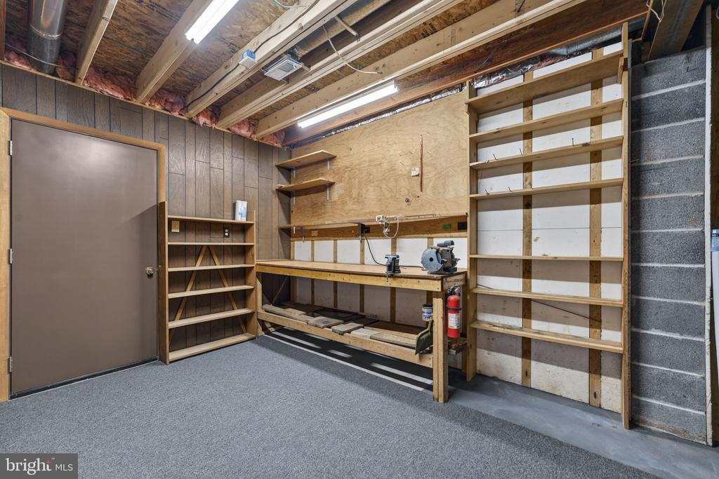 6030 SNOW MOUNTAIN RD, BROAD RUN, Virginia, 4 Bedrooms Bedrooms, ,3 BathroomsBathrooms,Residential,6030 SNOW MOUNTAIN RD,VAFQ2020172 MLS # VAFQ2020172