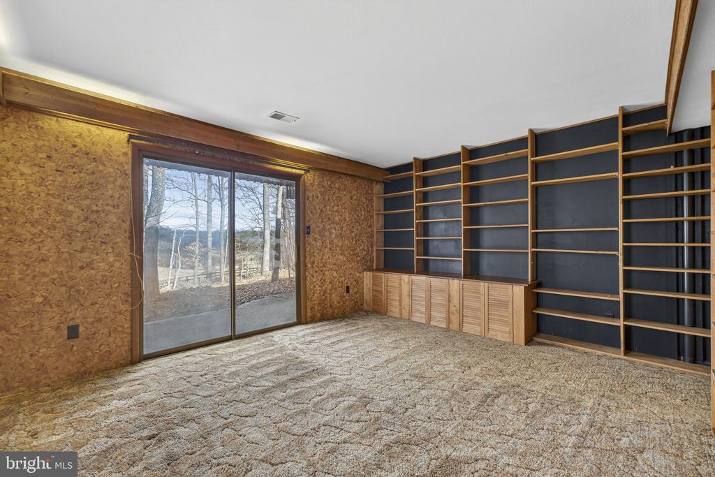 6030 SNOW MOUNTAIN RD, BROAD RUN, Virginia, 4 Bedrooms Bedrooms, ,3 BathroomsBathrooms,Residential,6030 SNOW MOUNTAIN RD,VAFQ2020172 MLS # VAFQ2020172