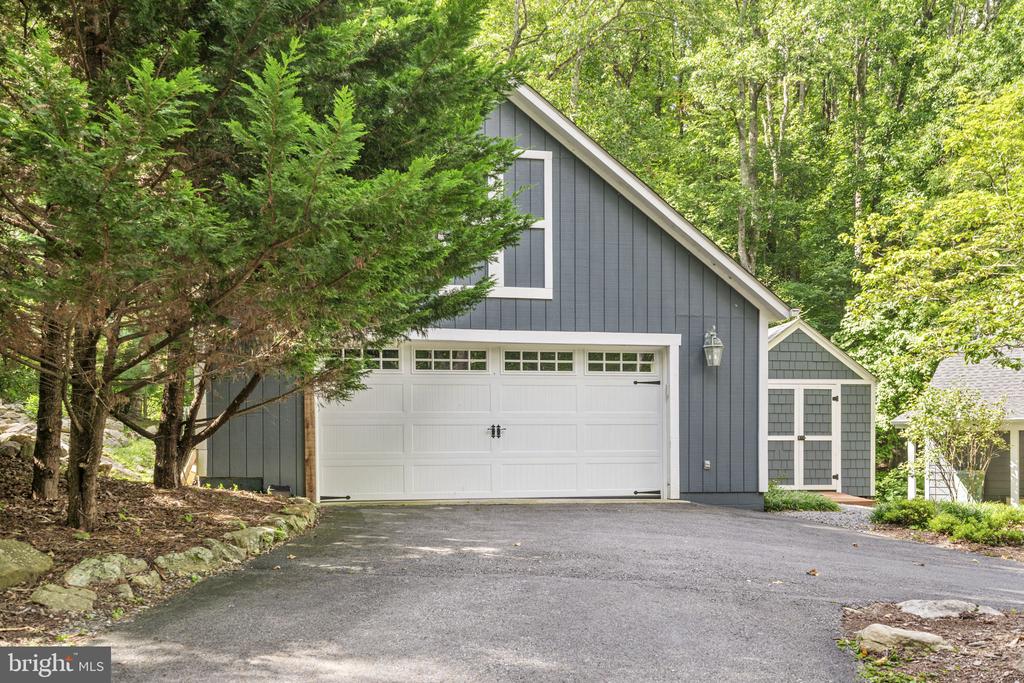 2062 JEWELL HOLLOW RD, LURAY, Virginia 22835, 4 Bedrooms Bedrooms, ,3 BathroomsBathrooms,Residential,2062 JEWELL HOLLOW RD,VAPA2005898 MLS # VAPA2005898