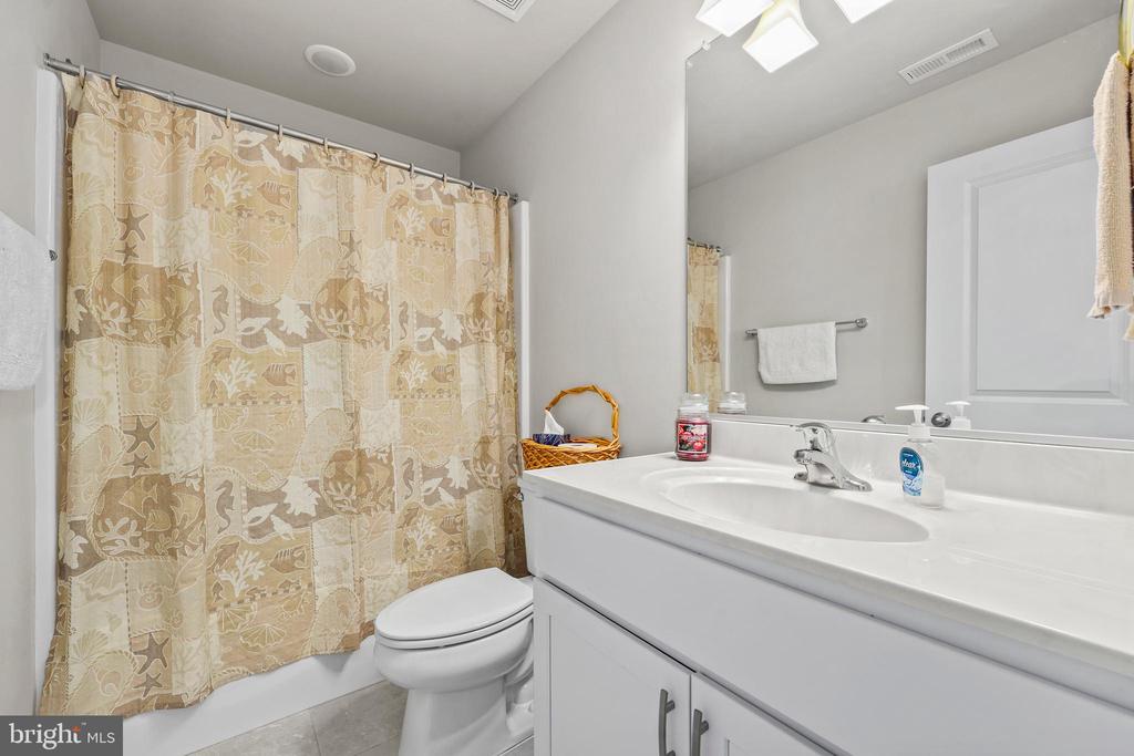 5712 FINLEY ROSE CT, FREDERICKSBURG, Virginia 22407, 3 Bedrooms Bedrooms, ,2 BathroomsBathrooms,Residential,5712 FINLEY ROSE CT,VASP2038794 MLS # VASP2038794