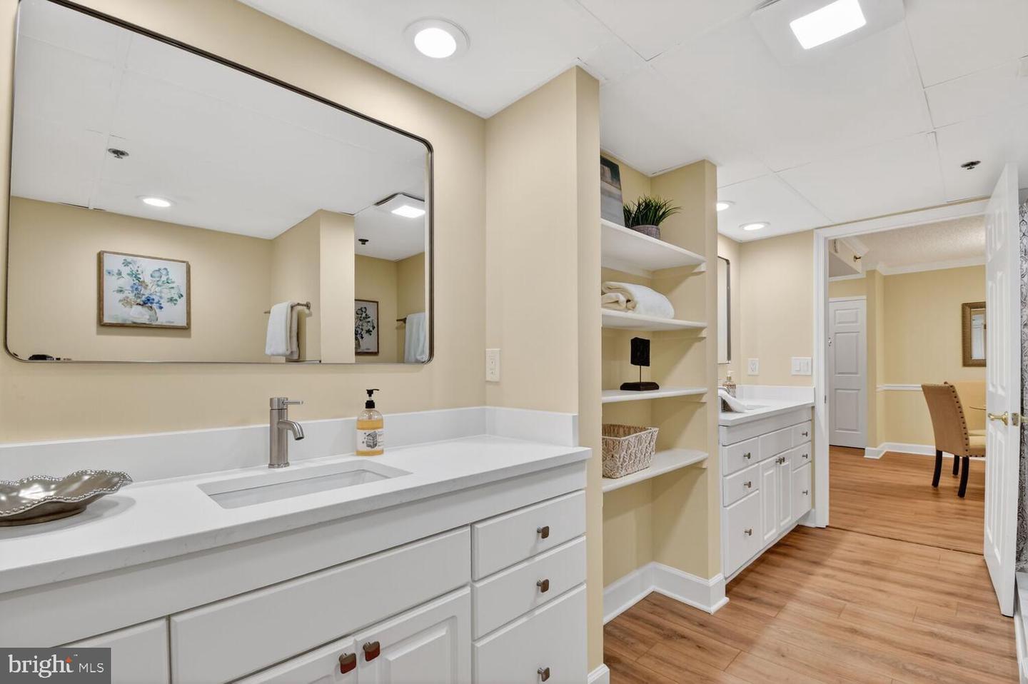 1276 N WAYNE ST #621, ARLINGTON, Virginia 22201, 1 Bedroom Bedrooms, ,1 BathroomBathrooms,Residential,For sale,1276 N WAYNE ST #621,VAAR2067354 MLS # VAAR2067354