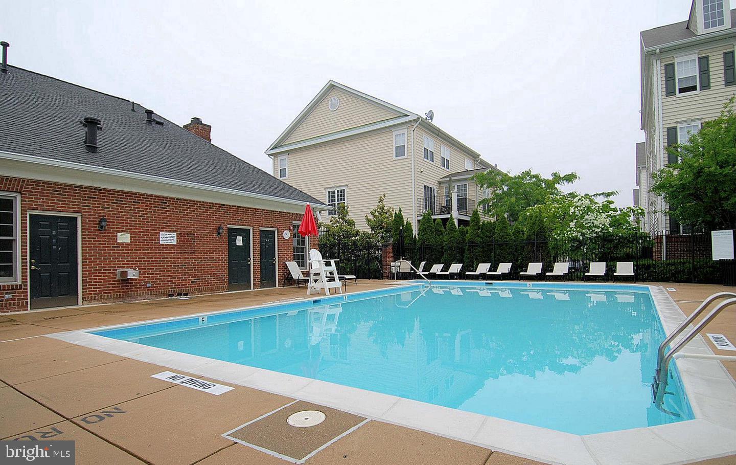 8882 ASHGROVE HOUSE LN, VIENNA, Virginia 22182, 3 Bedrooms Bedrooms, ,3 BathroomsBathrooms,Residential,For sale,8882 ASHGROVE HOUSE LN,VAFX2284282 MLS # VAFX2284282