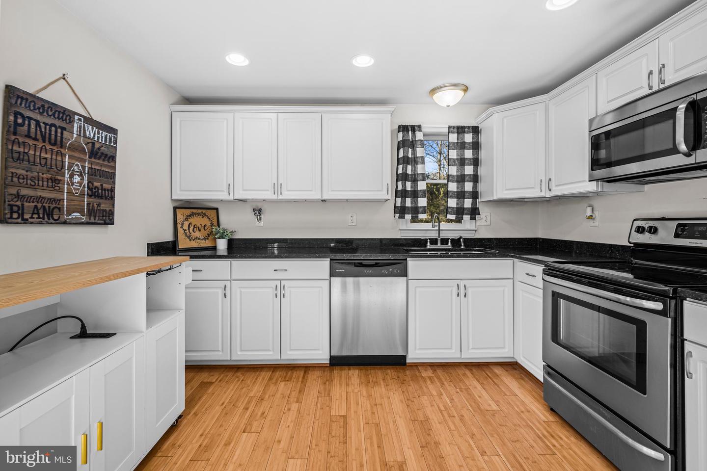 60 BEECH DR, STAFFORD, Virginia 22556, 3 Bedrooms Bedrooms, ,2 BathroomsBathrooms,Residential,For sale,60 BEECH DR,VAST2045018 MLS # VAST2045018