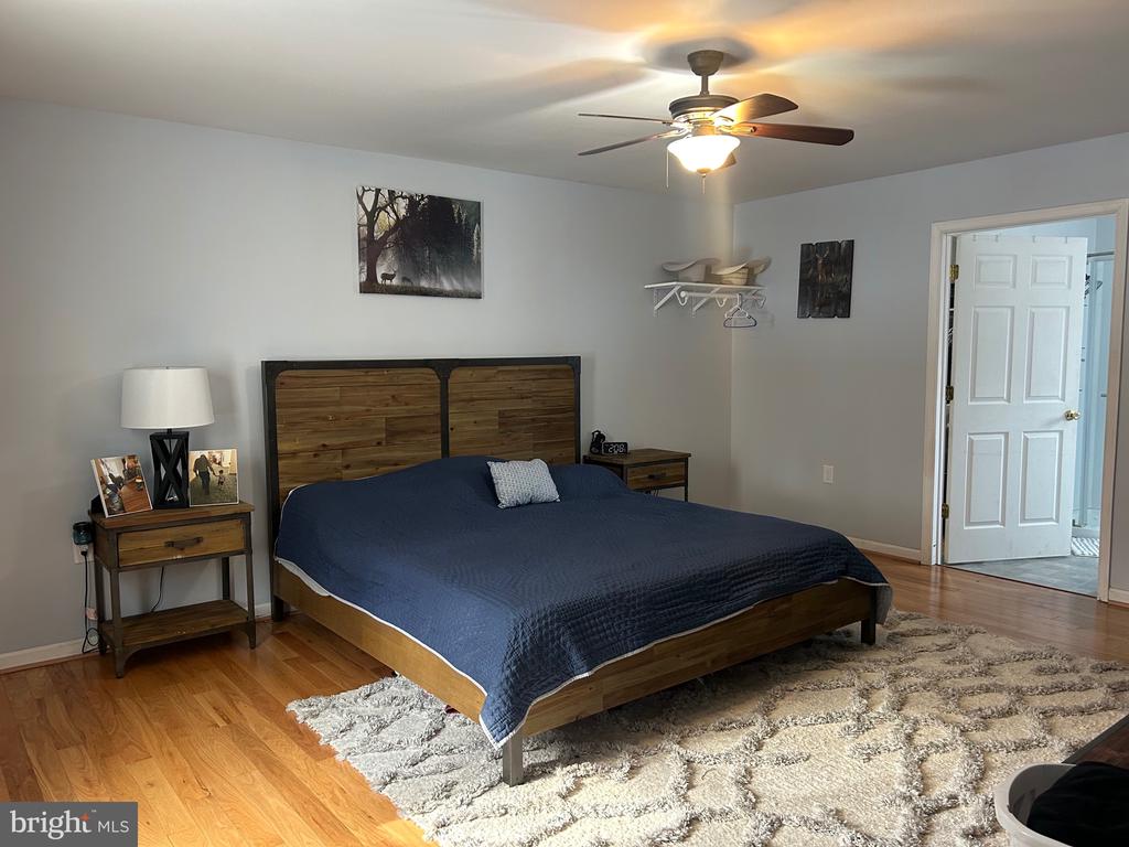 18097 WATERLOO RD, AMISSVILLE, Virginia 20106, 3 Bedrooms Bedrooms, ,3 BathroomsBathrooms,Residential,18097 WATERLOO RD,VACU2012520 MLS # VACU2012520