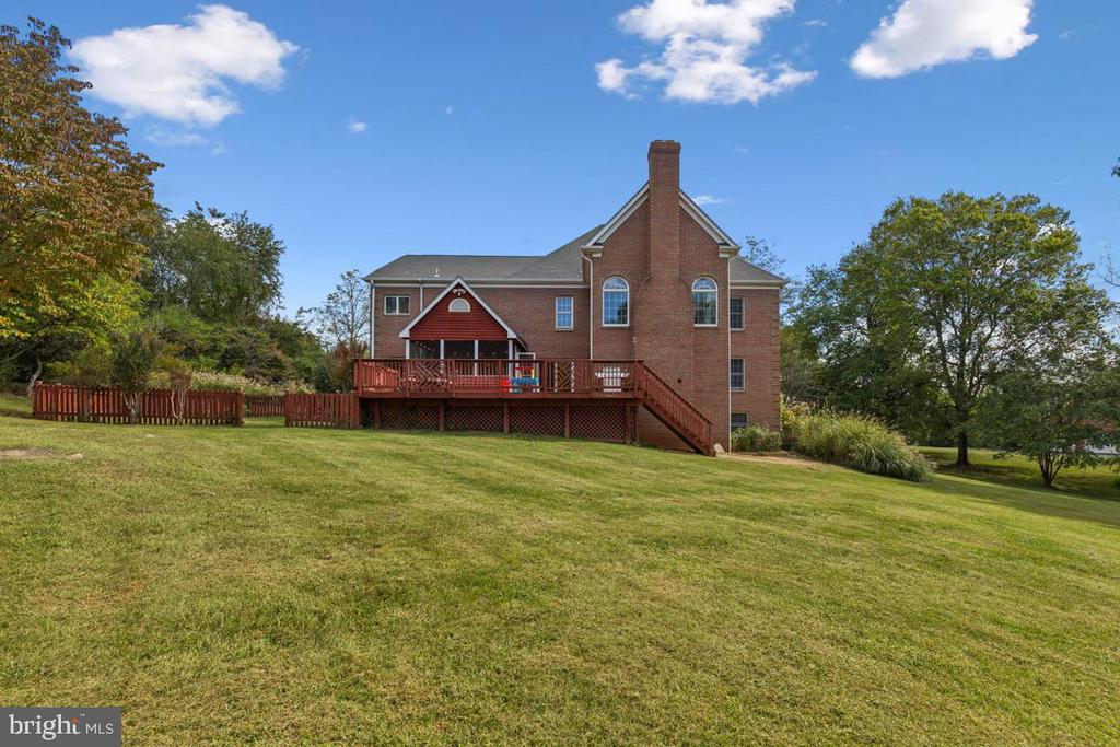 7819 WELLINGTON DR, WARRENTON, Virginia 20186, 5 Bedrooms Bedrooms, ,4 BathroomsBathrooms,Residential,7819 WELLINGTON DR,VAFQ2020280 MLS # VAFQ2020280