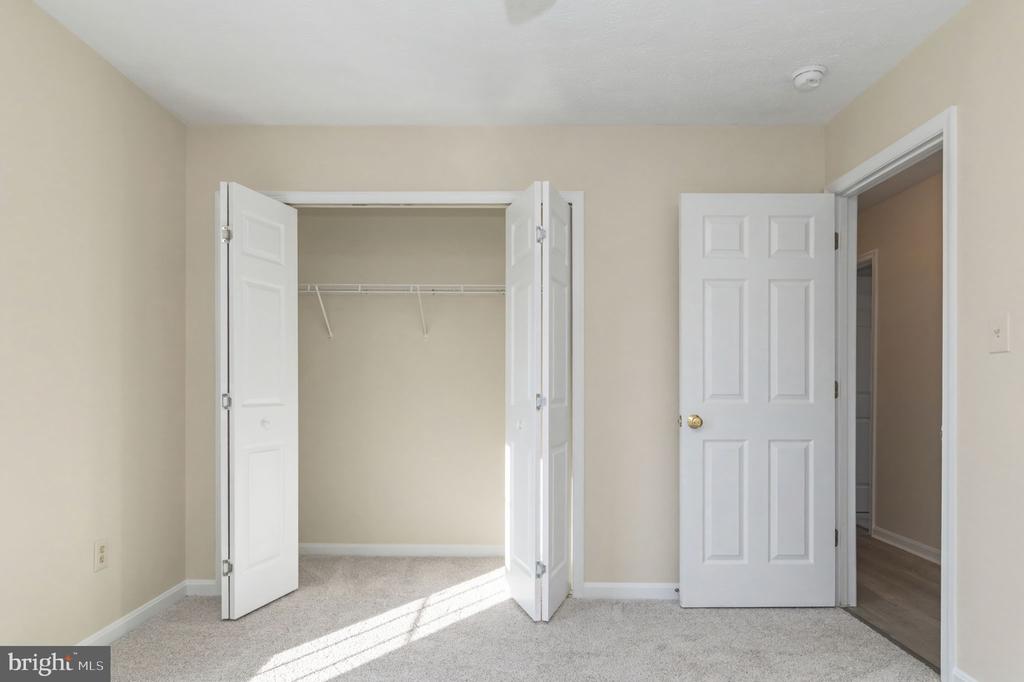 6100 SUNNY MEADOWS DR, FREDERICKSBURG, Virginia 22407, 4 Bedrooms Bedrooms, ,2 BathroomsBathrooms,Residential,6100 SUNNY MEADOWS DR,VASP2038594 MLS # VASP2038594