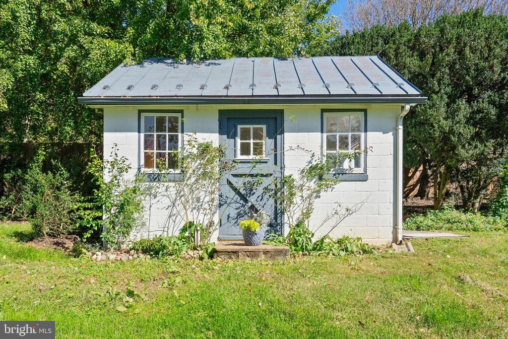 677 FEDERAL ST, PARIS, Virginia, ,1 BathroomBathrooms,Residential,677 FEDERAL ST,VAFQ2020264 MLS # VAFQ2020264