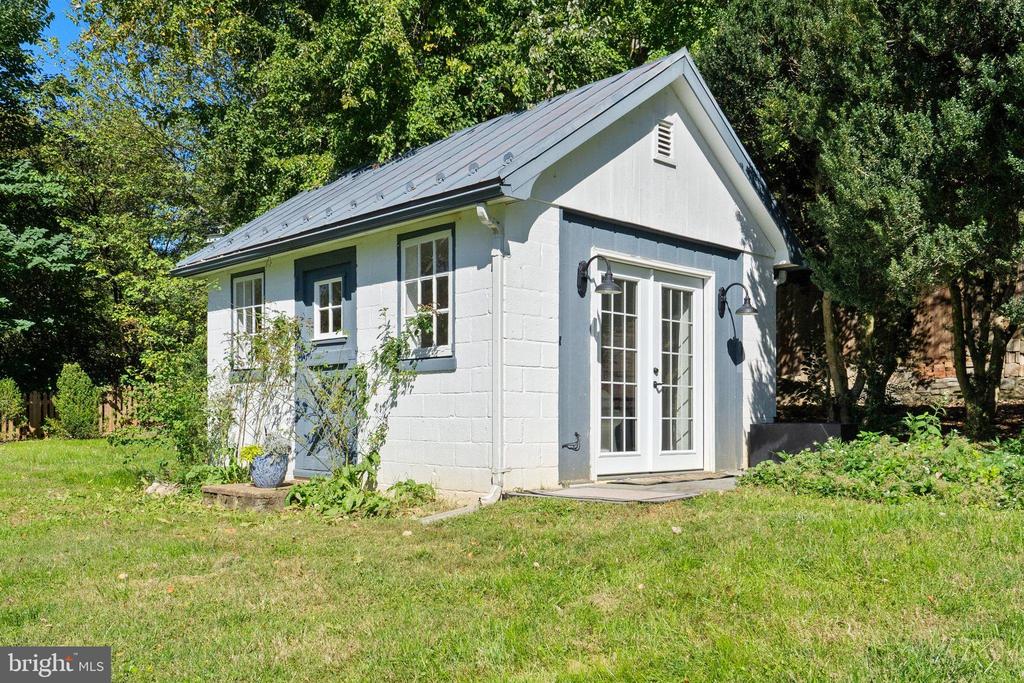 677 FEDERAL ST, PARIS, Virginia, ,1 BathroomBathrooms,Residential,677 FEDERAL ST,VAFQ2020264 MLS # VAFQ2020264