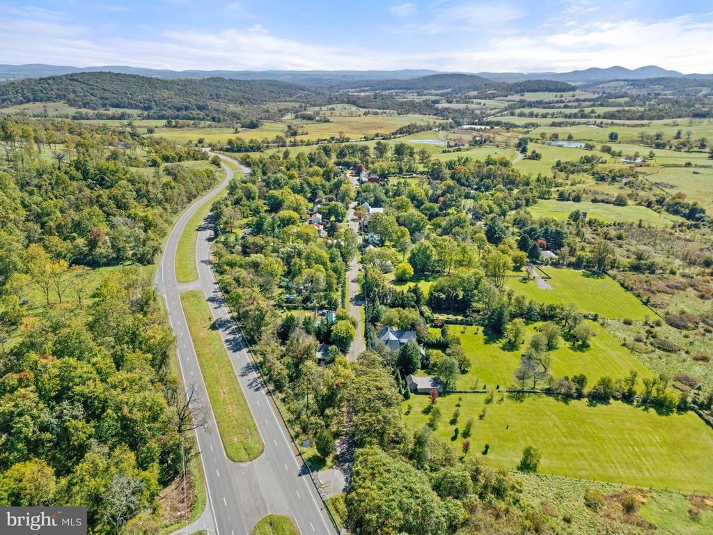 677 FEDERAL ST, PARIS, Virginia, ,1 BathroomBathrooms,Residential,677 FEDERAL ST,VAFQ2020264 MLS # VAFQ2020264