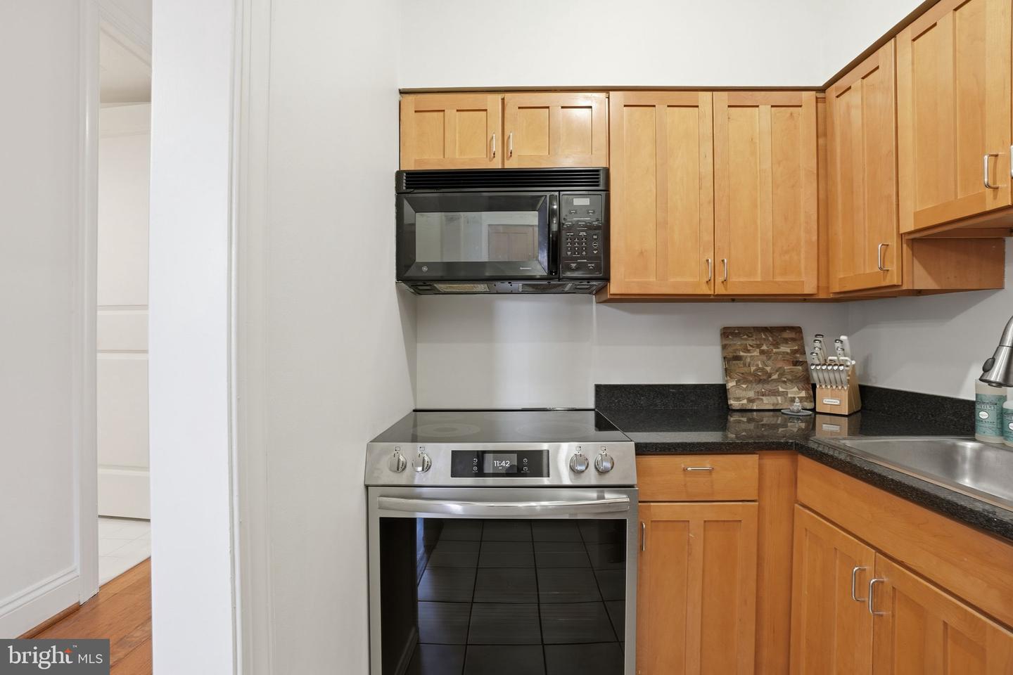 20 15TH ST NE #20, WASHINGTON, District Of Columbia 20002, 1 Bedroom Bedrooms, ,1 BathroomBathrooms,Residential,For sale,20 15TH ST NE #20,DCDC2239922 MLS # DCDC2239922