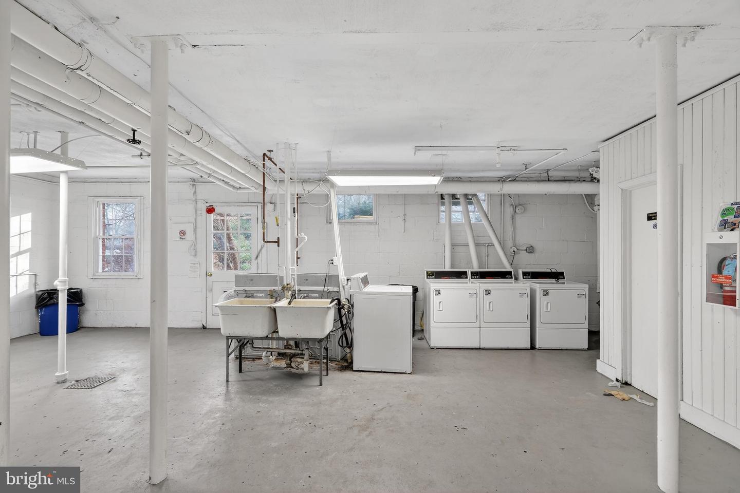 5006 COLUMBIA PIKE #A, ARLINGTON, Virginia 22204, 2 Bedrooms Bedrooms, ,1 BathroomBathrooms,Residential,For sale,5006 COLUMBIA PIKE #A,VAAR2067440 MLS # VAAR2067440