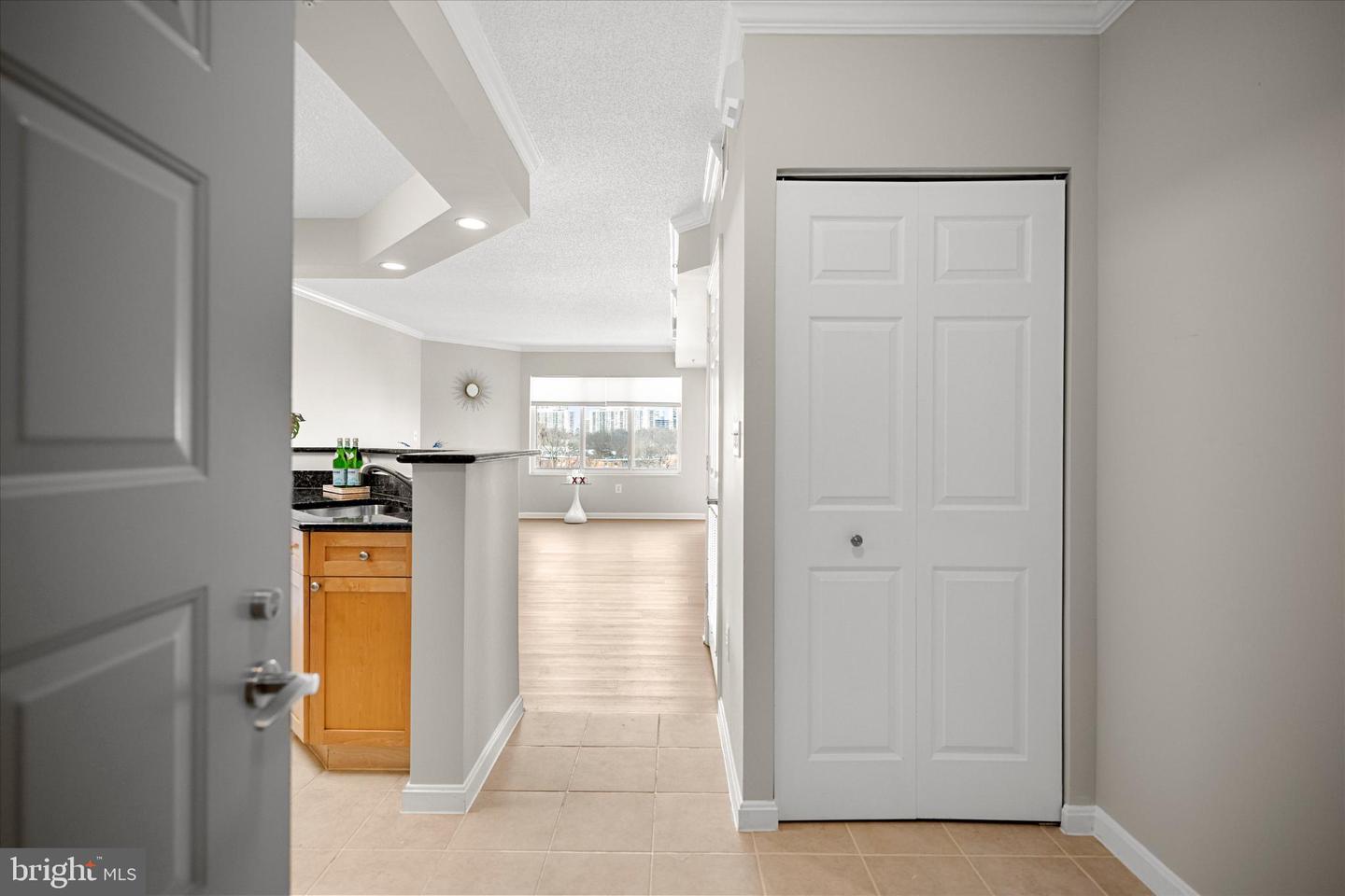 3101 N HAMPTON DR #1005, ALEXANDRIA, Virginia 22302, ,Residential,For sale,3101 N HAMPTON DR #1005,VAAX2052952 MLS # VAAX2052952