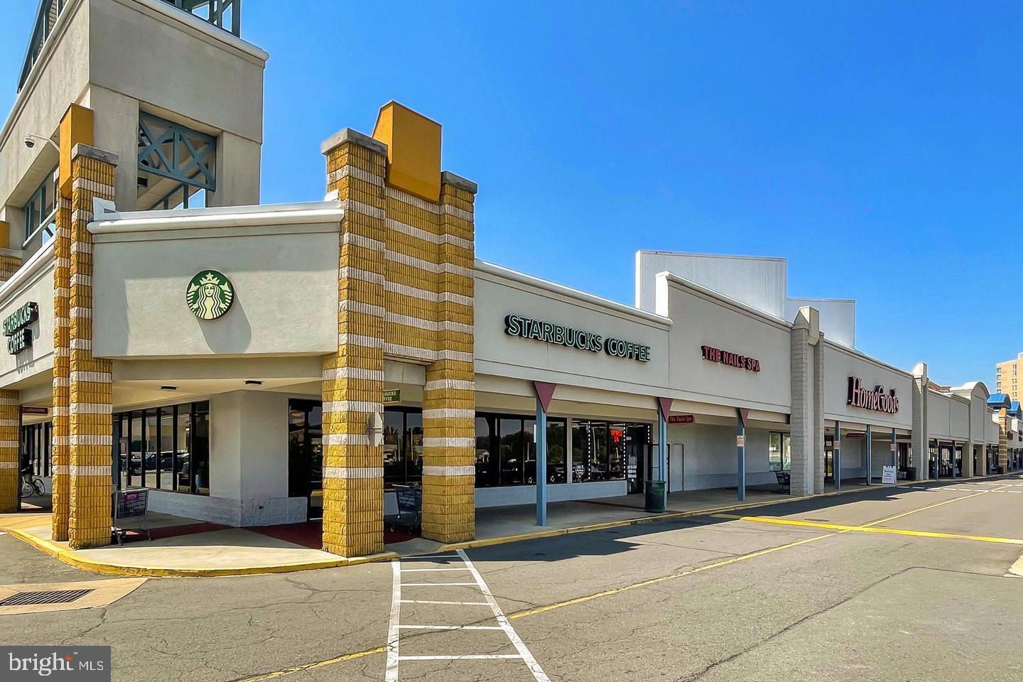 3101 N HAMPTON DR #1005, ALEXANDRIA, Virginia 22302, ,Residential,For sale,3101 N HAMPTON DR #1005,VAAX2052952 MLS # VAAX2052952