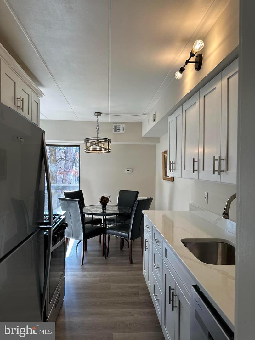 2317 FREETOWN CT #11C, RESTON, Virginia 20191, 3 Bedrooms Bedrooms, ,1 BathroomBathrooms,Residential,For sale,2317 FREETOWN CT #11C,VAFX2284636 MLS # VAFX2284636