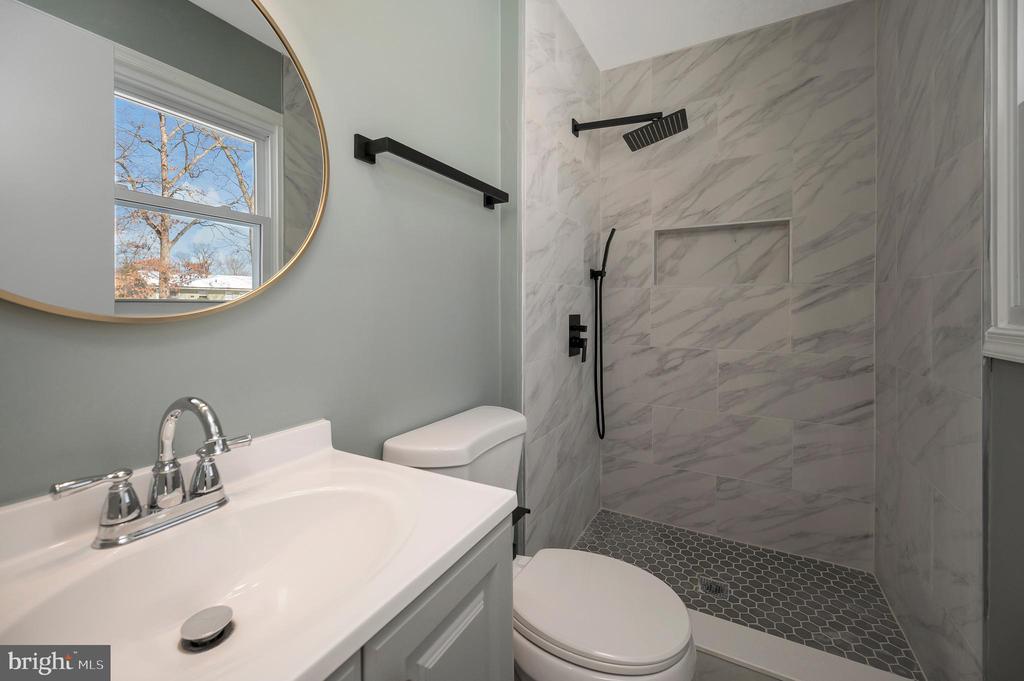 3517 WAVERLY DR, FREDERICKSBURG, Virginia 22407, 3 Bedrooms Bedrooms, ,2 BathroomsBathrooms,Residential,3517 WAVERLY DR,VASP2039010 MLS # VASP2039010