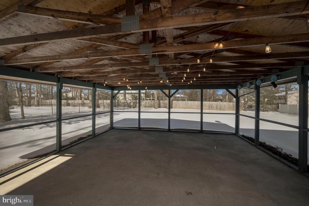 3517 WAVERLY DR, FREDERICKSBURG, Virginia 22407, 3 Bedrooms Bedrooms, ,2 BathroomsBathrooms,Residential,3517 WAVERLY DR,VASP2039010 MLS # VASP2039010