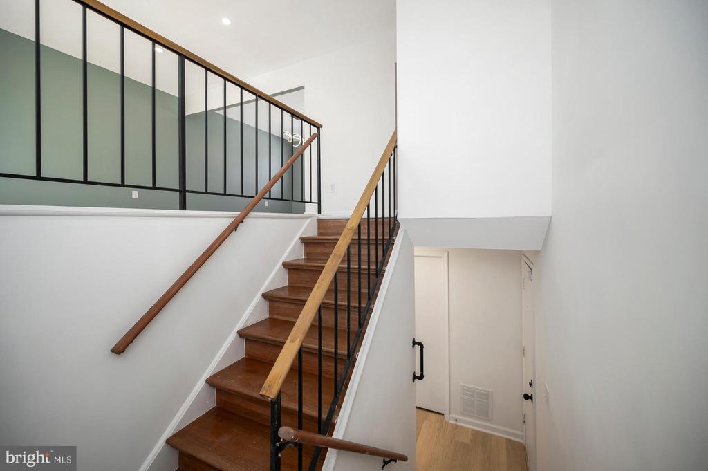 3517 WAVERLY DR, FREDERICKSBURG, Virginia 22407, 3 Bedrooms Bedrooms, ,2 BathroomsBathrooms,Residential,3517 WAVERLY DR,VASP2039010 MLS # VASP2039010