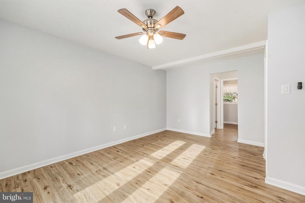 207 SPOTSWOOD RD, LOCUST GROVE, Virginia 22508, 4 Bedrooms Bedrooms, ,2 BathroomsBathrooms,Residential,207 SPOTSWOOD RD,VAOR2013236 MLS # VAOR2013236