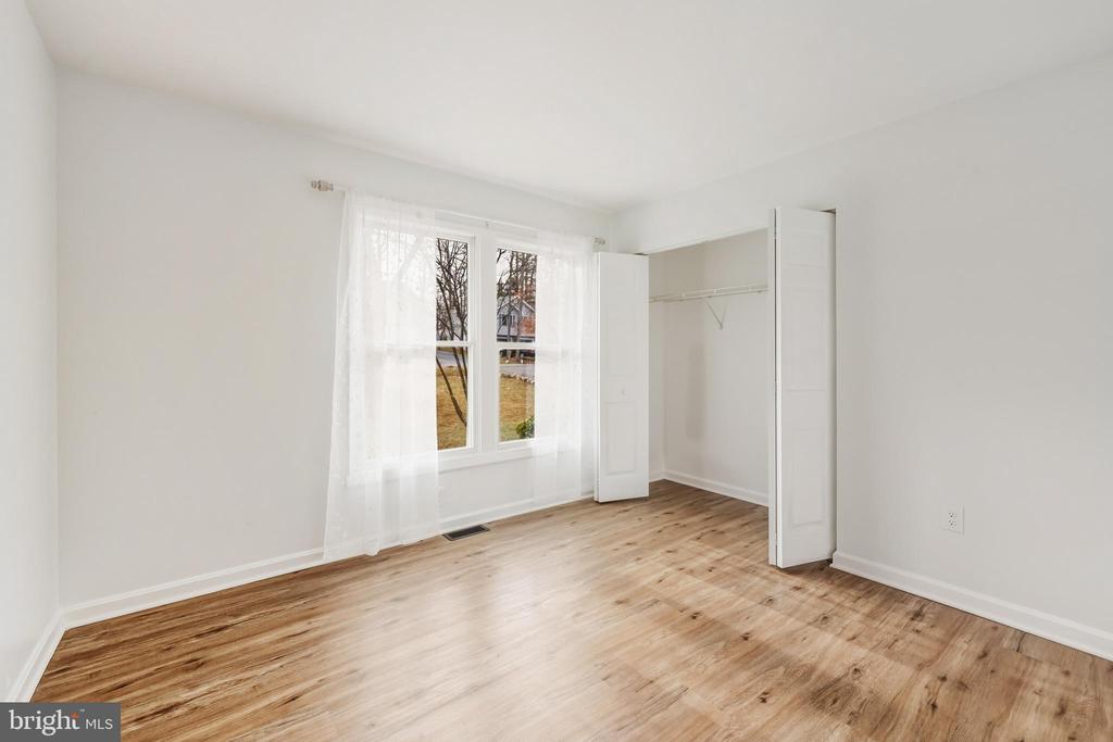 207 SPOTSWOOD RD, LOCUST GROVE, Virginia 22508, 4 Bedrooms Bedrooms, ,2 BathroomsBathrooms,Residential,207 SPOTSWOOD RD,VAOR2013236 MLS # VAOR2013236